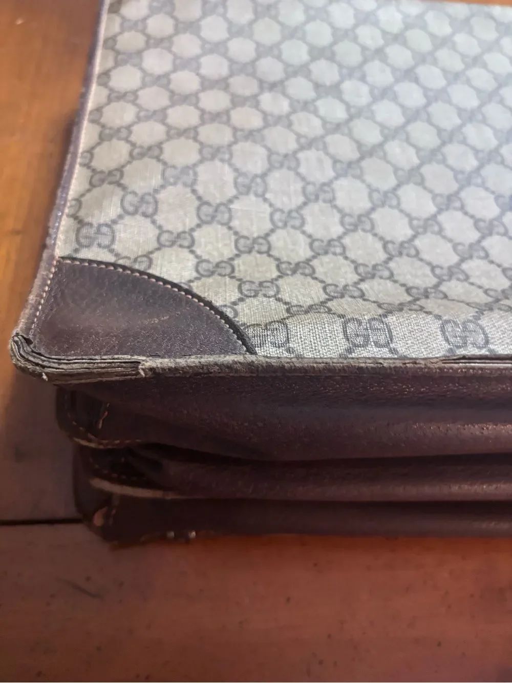 Vintage 1960s Gucci Brown Monogram Briefcase with Brown Leather Trim & Lock Key - Picture 8 of 16